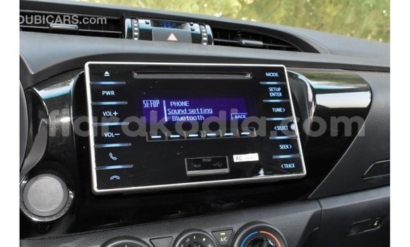 Buy Import Toyota Hilux White Car in Import - Dubai in Diana Buy Import Toyota Hilux White Car in Import - Dubai in Diana