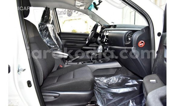 Buy Import Toyota Hilux White Car in Import - Dubai in Diana Buy Import Toyota Hilux White Car in Import - Dubai in Diana