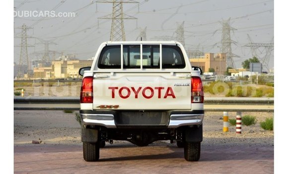 Buy Import Toyota Hilux White Car in Import - Dubai in Diana Buy Import Toyota Hilux White Car in Import - Dubai in Diana