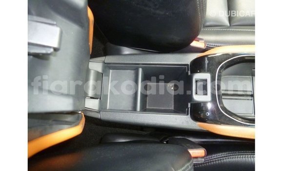 Acheter Import Voiture Honda Vezel Rouge à Import - Dubai, Diana Acheter Import Voiture Honda Vezel Rouge à Import - Dubai, Diana