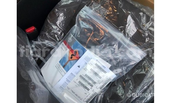 Acheter Import Utilitaire Toyota HiAce Blanc à Import - Dubai, Diana Acheter Import Utilitaire Toyota HiAce Blanc à Import - Dubai, Diana