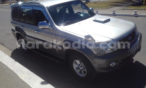 Acheter Occasion Voiture Hyundai H1 Gris à Antananarivo, Analamanga Acheter Occasion Voiture Hyundai H1 Gris à Antananarivo, Analamanga