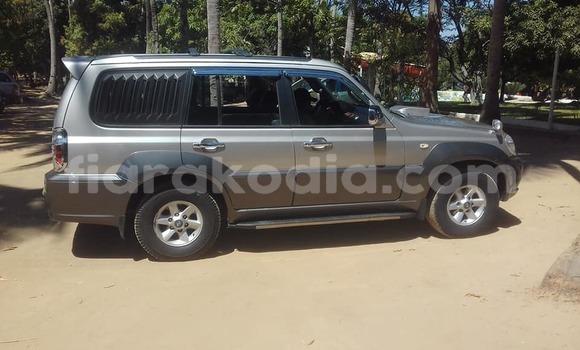 Acheter Occasion Voiture Hyundai H1 Gris à Antananarivo, Analamanga Acheter Occasion Voiture Hyundai H1 Gris à Antananarivo, Analamanga