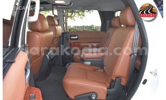 Buy Import Toyota Sequoia White Car in Import - Dubai in Diana Buy Import Toyota Sequoia White Car in Import - Dubai in Diana