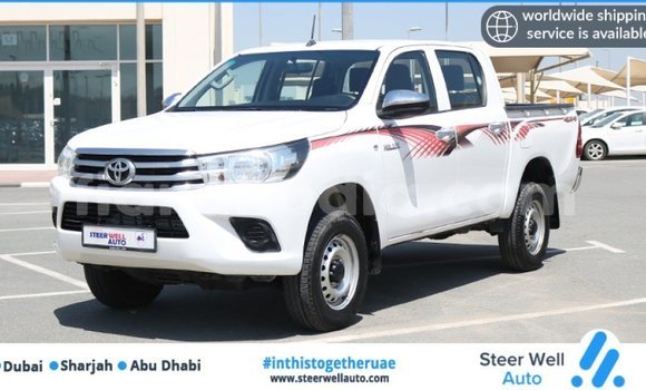 Acheter Import Voiture Toyota Hilux Blanc à Import - Dubai, Diana Acheter Import Voiture Toyota Hilux Blanc à Import - Dubai, Diana