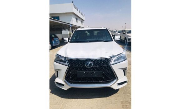 Acheter Import Voiture Lexus LX Blanc à Import - Dubai, Diana Acheter Import Voiture Lexus LX Blanc à Import - Dubai, Diana