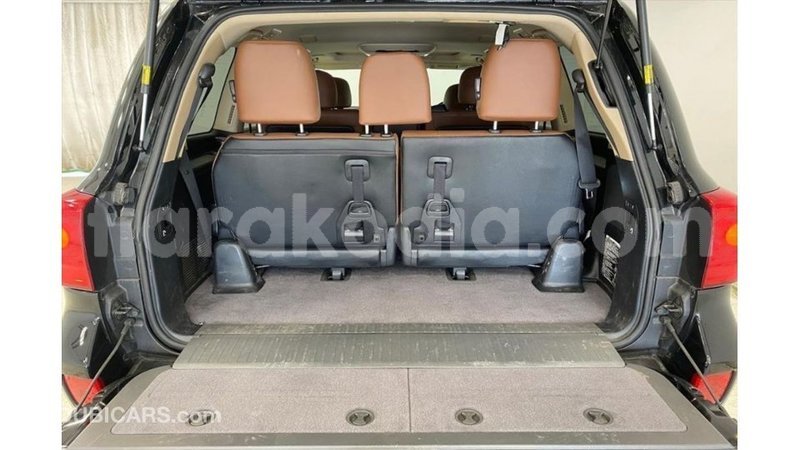 Big with watermark toyota land cruiser diana import dubai 5993