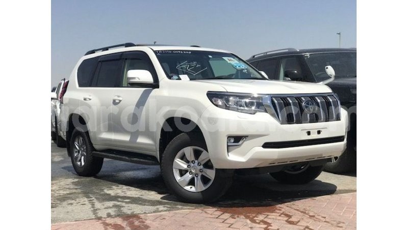 Big with watermark toyota prado diana import dubai 5996