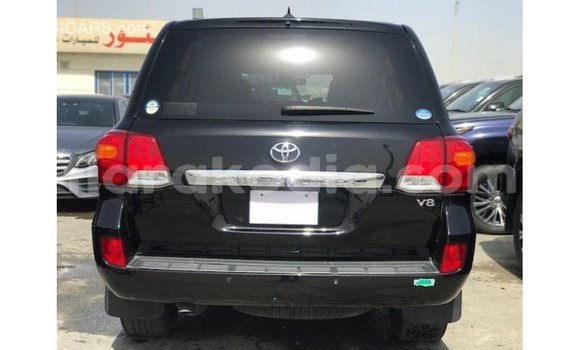 Acheter Import Voiture Toyota Land Cruiser Noir à Import - Dubai, Diana Acheter Import Voiture Toyota Land Cruiser Noir à Import - Dubai, Diana