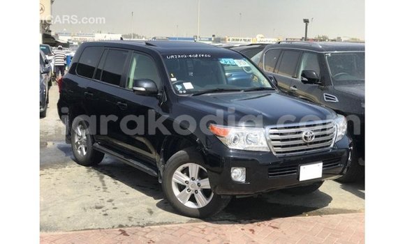 Acheter Import Voiture Toyota Land Cruiser Noir à Import - Dubai, Diana Acheter Import Voiture Toyota Land Cruiser Noir à Import - Dubai, Diana