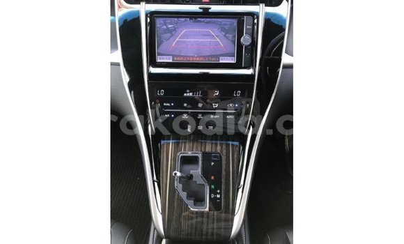 Acheter Import Voiture Toyota Harrier Rouge à Import - Dubai, Diana Acheter Import Voiture Toyota Harrier Rouge à Import - Dubai, Diana