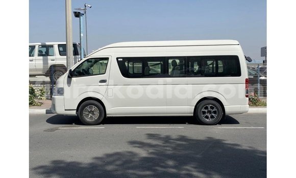 Acheter Import Voiture Toyota Hiace Blanc à Import - Dubai, Diana Acheter Import Voiture Toyota Hiace Blanc à Import - Dubai, Diana