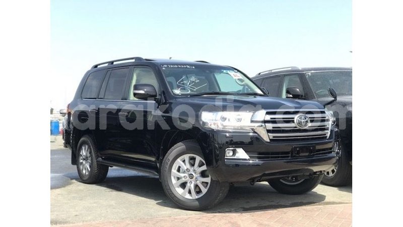 Big with watermark toyota land cruiser diana import dubai 6004