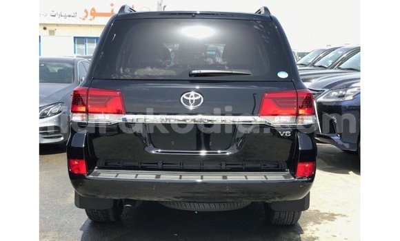Acheter Import Voiture Toyota Land Cruiser Noir à Import - Dubai, Diana Acheter Import Voiture Toyota Land Cruiser Noir à Import - Dubai, Diana