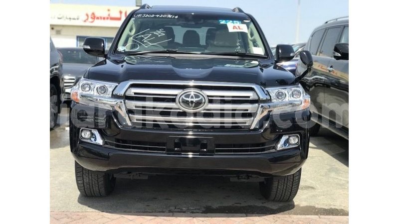 Big with watermark toyota land cruiser diana import dubai 6004