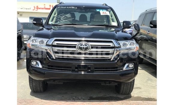 Acheter Import Voiture Toyota Land Cruiser Noir à Import - Dubai, Diana Acheter Import Voiture Toyota Land Cruiser Noir à Import - Dubai, Diana