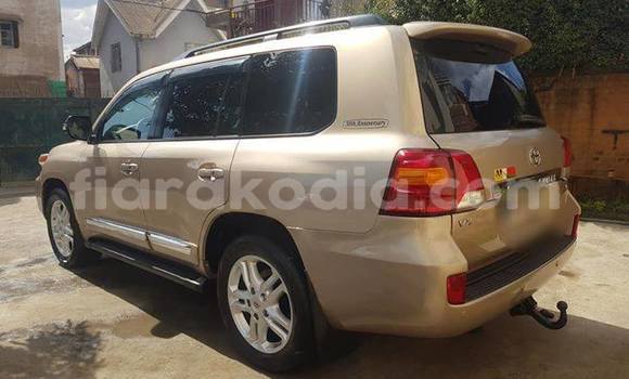 Acheter Occasion Voiture Toyota Land Cruiser Autre à Antananarivo, Analamanga Acheter Occasion Voiture Toyota Land Cruiser Autre à Antananarivo, Analamanga
