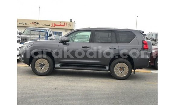 Acheter Import Voiture Toyota Prado Autre à Import - Dubai, Diana Acheter Import Voiture Toyota Prado Autre à Import - Dubai, Diana