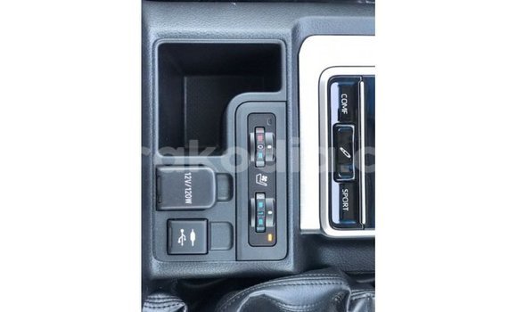 Acheter Import Voiture Toyota Prado Noir à Import - Dubai, Diana Acheter Import Voiture Toyota Prado Noir à Import - Dubai, Diana