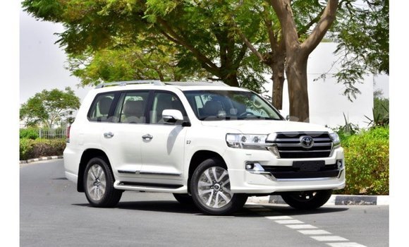 Buy Import Toyota Land Cruiser White Car in Import - Dubai in Diana Buy Import Toyota Land Cruiser White Car in Import - Dubai in Diana