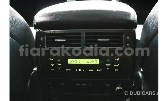 Acheter Import Voiture Toyota Land Cruiser Blanc à Import - Dubai, Diana Acheter Import Voiture Toyota Land Cruiser Blanc à Import - Dubai, Diana