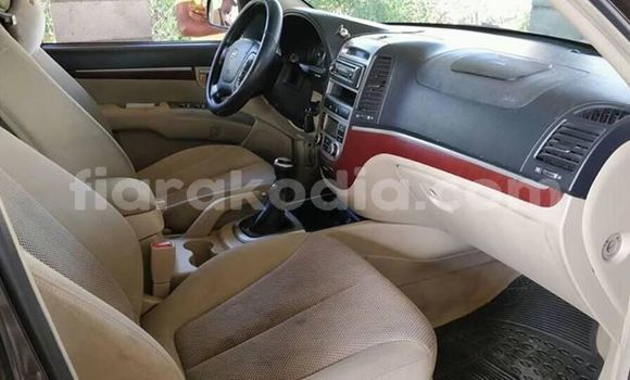 Acheter Occasion Voiture Hyundai Santa Fe Noir à Antananarivo, Analamanga Acheter Occasion Voiture Hyundai Santa Fe Noir à Antananarivo, Analamanga