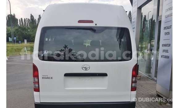 Acheter Import Voiture Toyota Hiace Blanc à Import - Dubai, Diana Acheter Import Voiture Toyota Hiace Blanc à Import - Dubai, Diana