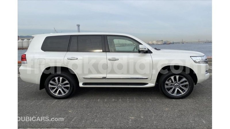 Big with watermark toyota land cruiser diana import dubai 6032