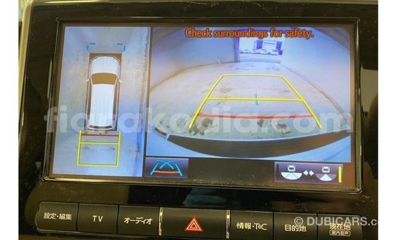 Acheter Import Voiture Toyota Land Cruiser Blanc à Import - Dubai, Diana Acheter Import Voiture Toyota Land Cruiser Blanc à Import - Dubai, Diana