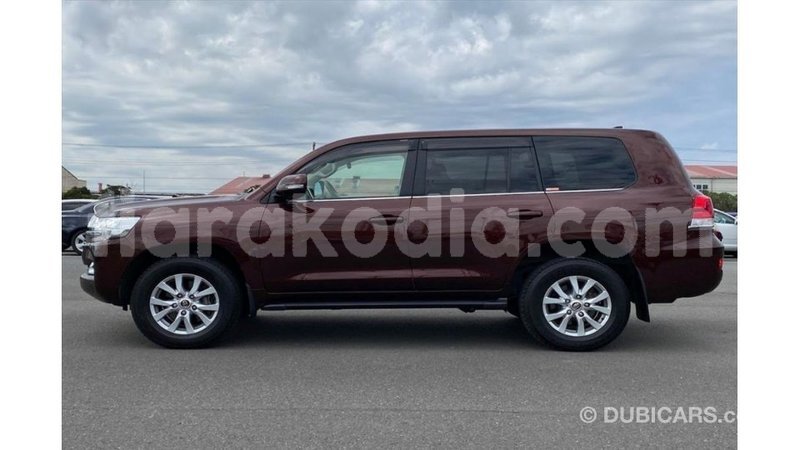 Big with watermark toyota land cruiser diana import dubai 6035