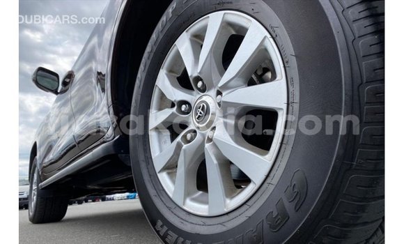 Acheter Import Voiture Toyota Land Cruiser Rouge à Import - Dubai, Diana Acheter Import Voiture Toyota Land Cruiser Rouge à Import - Dubai, Diana