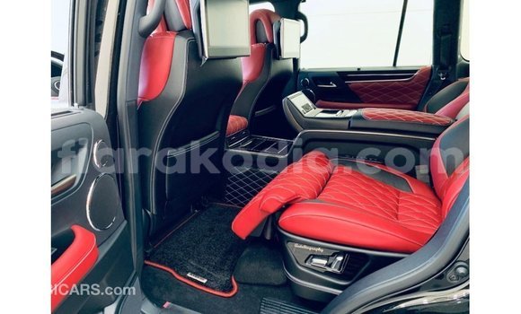 Acheter Import Voiture Lexus LX Noir à Import - Dubai, Diana Acheter Import Voiture Lexus LX Noir à Import - Dubai, Diana