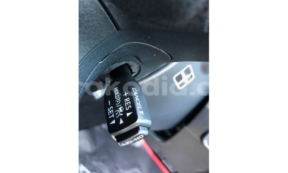 Acheter Import Voiture Toyota Prado Noir à Import - Dubai, Diana Acheter Import Voiture Toyota Prado Noir à Import - Dubai, Diana