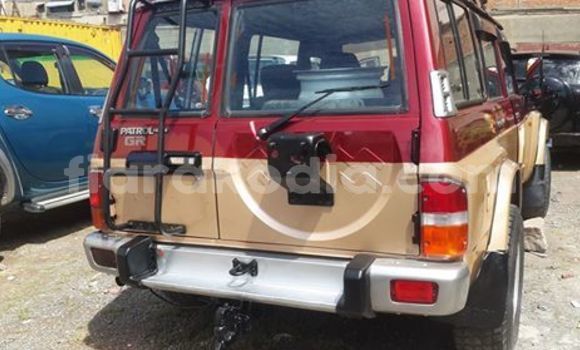 Hividy Nissan Patrol Hafa Car in Tôlanaro (Tolagnaro, Tola'aro, Faradofay) in Anosy Hividy Nissan Patrol Hafa Car in Tôlanaro (Tolagnaro, Tola'aro, Faradofay) in Anosy