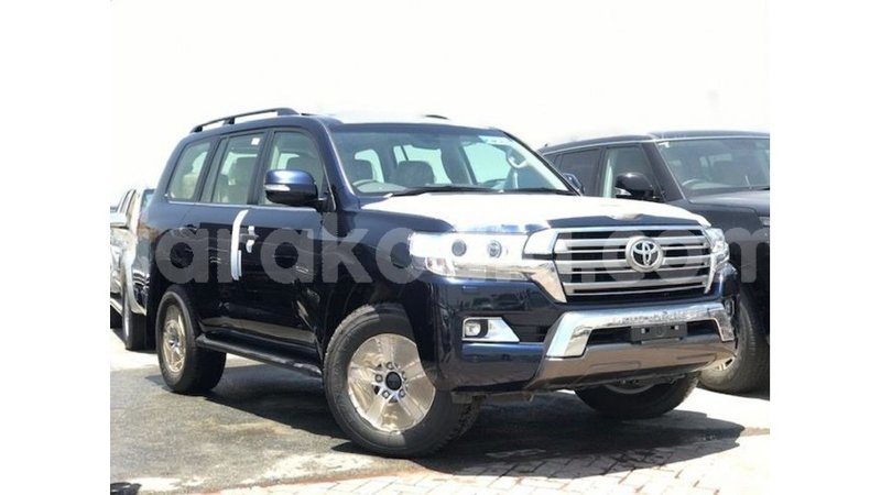 Big with watermark toyota land cruiser diana import dubai 6060