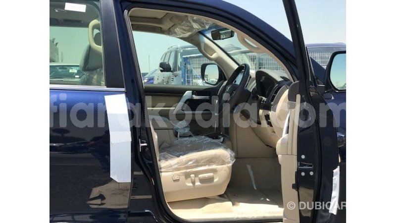 Big with watermark toyota land cruiser diana import dubai 6060