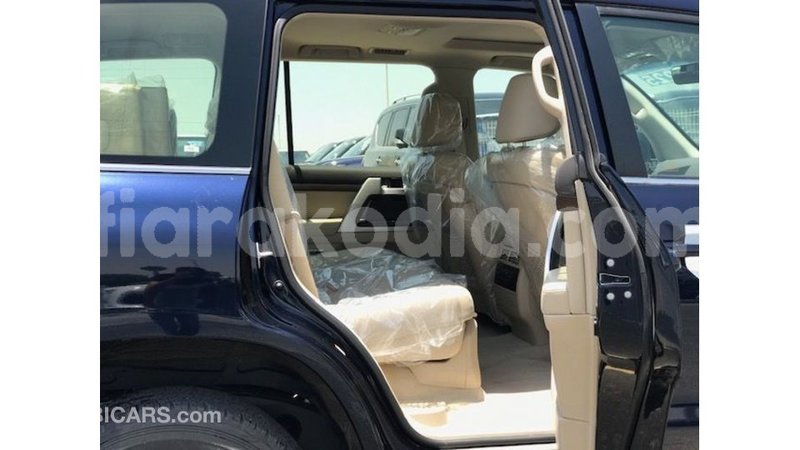 Big with watermark toyota land cruiser diana import dubai 6060