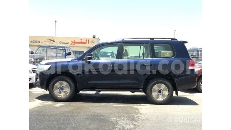 Big with watermark toyota land cruiser diana import dubai 6060