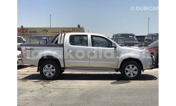 Acheter Import Voiture Toyota Hilux Autre à Import - Dubai, Diana Acheter Import Voiture Toyota Hilux Autre à Import - Dubai, Diana