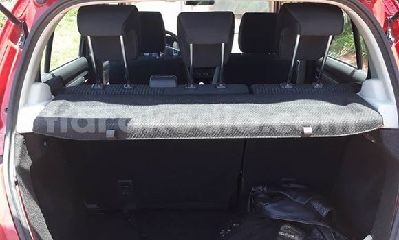 Hividy Suzuki Swift Red Car in Antananarivo in Analamanga Hividy Suzuki Swift Red Car in Antananarivo in Analamanga