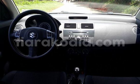 Hividy Suzuki Swift Red Car in Antananarivo in Analamanga Hividy Suzuki Swift Red Car in Antananarivo in Analamanga