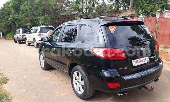 Hividy Hyundai Santa Fe Black Car in Antananarivo in Analamanga Hividy Hyundai Santa Fe Black Car in Antananarivo in Analamanga