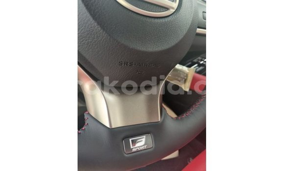 Acheter Import Voiture Lexus RX 300 Blanc à Import - Dubai, Diana Acheter Import Voiture Lexus RX 300 Blanc à Import - Dubai, Diana