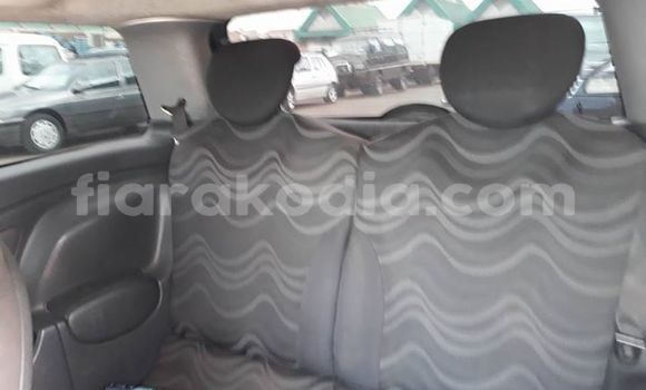 Hividy Mini Cooper Blue Car in Antananarivo in Analamanga Hividy Mini Cooper Blue Car in Antananarivo in Analamanga