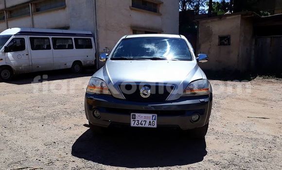 Hividy Kia Sorento Silver Car in Antananarivo in Analamanga Hividy Kia Sorento Silver Car in Antananarivo in Analamanga