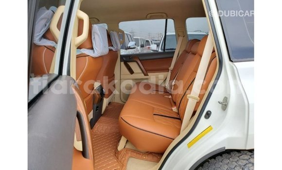 Hividy Toyota Prado fotsy Car in Import - Dubai in Diana Hividy Toyota Prado fotsy Car in Import - Dubai in Diana