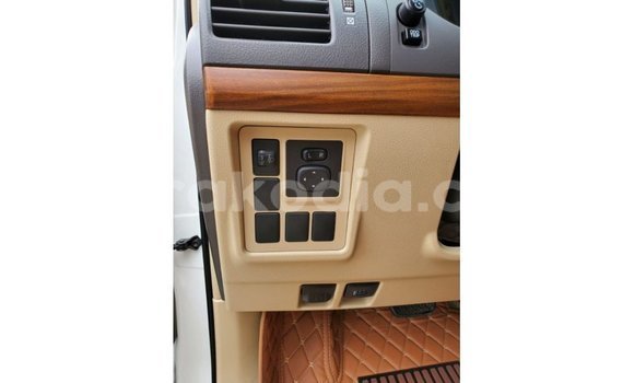 Hividy Toyota Prado fotsy Car in Import - Dubai in Diana Hividy Toyota Prado fotsy Car in Import - Dubai in Diana