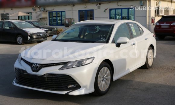 Buy Import Toyota Camry White Car in Import - Dubai in Diana Buy Import Toyota Camry White Car in Import - Dubai in Diana
