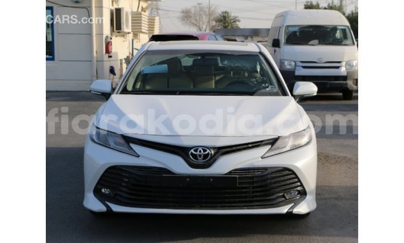Buy Import Toyota Camry White Car in Import - Dubai in Diana Buy Import Toyota Camry White Car in Import - Dubai in Diana