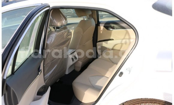 Buy Import Toyota Camry White Car in Import - Dubai in Diana Buy Import Toyota Camry White Car in Import - Dubai in Diana